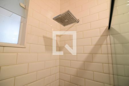 Casa para alugar com 85m², 2 quartos e 1 vaga Casa para alugar com 85m², 2 quartos e 1 vagaBanheiro Social