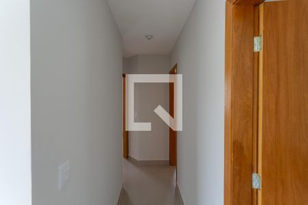Corredor de apartamento à venda com 3 quartos, 98m² em Pirajá, Belo Horizonte
