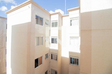 Vista da Sala de apartamento para alugar com 2 quartos, 45m² em Mário Quintana, Porto Alegre