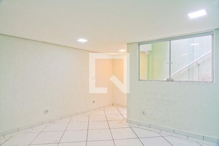 Casa para alugar com 200m², 3 quartos e 2 vagas Casa para alugar com 200m², 3 quartos e 2 vagasPorão