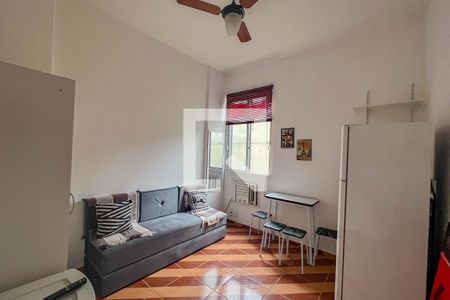 Sala de kitnet/studio para alugar com 1 quarto, 14m² em Botafogo, Rio de Janeiro