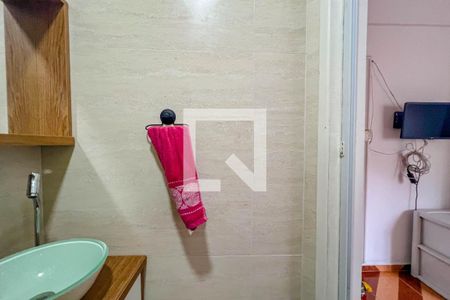 Banheiro de kitnet/studio para alugar com 1 quarto, 14m² em Botafogo, Rio de Janeiro