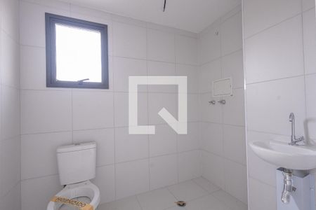 Banheiro Social de casa para alugar com 1 quarto, 22m² em Vila Esperança, São Paulo