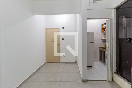 Sala de apartamento para alugar com 1 quarto, 32m² em Botafogo, Rio de Janeiro