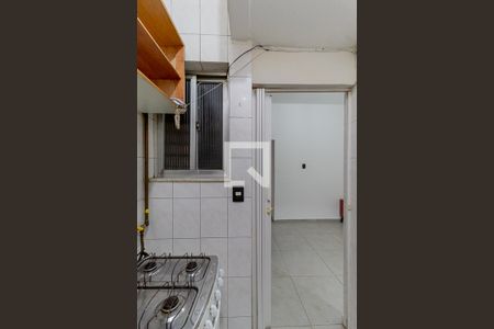 Cozinha de apartamento para alugar com 1 quarto, 32m² em Botafogo, Rio de Janeiro
