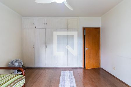 Casa à venda com 600m², 5 quartos e 2 vagasQuarto 2