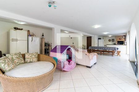 Casa à venda com 600m², 5 quartos e 2 vagasSalão