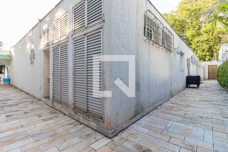Casa à venda com 600m², 5 quartos e 2 vagasQuintal - Corredor
