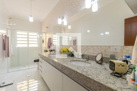 Banheiro da Suíte 1 de casa à venda com 4 quartos, 440m² em Vila Monumento, São Paulo