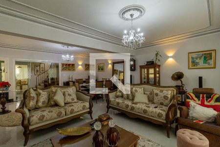 Sala de casa à venda com 4 quartos, 440m² em Vila Monumento, São Paulo