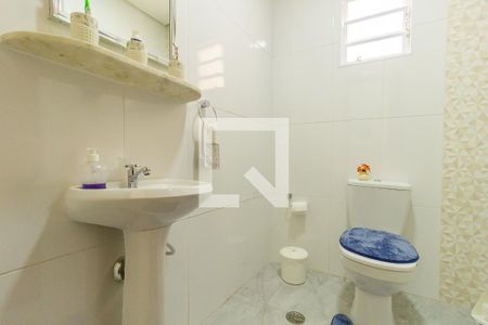 Casa à venda com 440m², 4 quartos e 8 vagasBanheiro