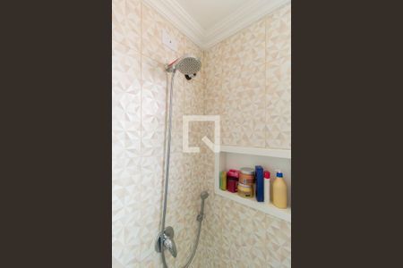 Casa à venda com 440m², 4 quartos e 8 vagasBanheiro da Suíte 2