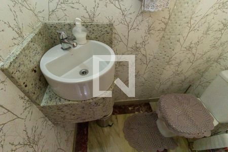 Casa à venda com 440m², 4 quartos e 8 vagasLavabo 