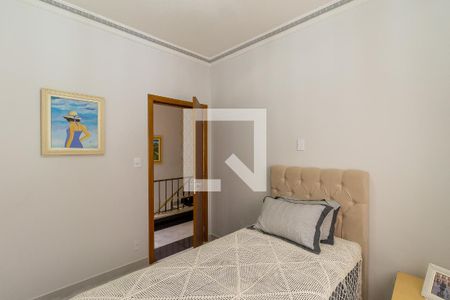 Casa à venda com 440m², 4 quartos e 8 vagasQuarto 4