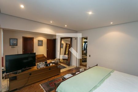 Apartamento à venda com 315m², 3 quartos e 5 vagas Apartamento à venda com 315m², 3 quartos e 5 vagasSuíte 2