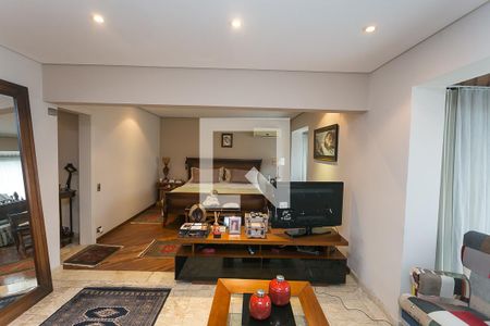 Apartamento à venda com 315m², 3 quartos e 5 vagas Apartamento à venda com 315m², 3 quartos e 5 vagasSuíte 2