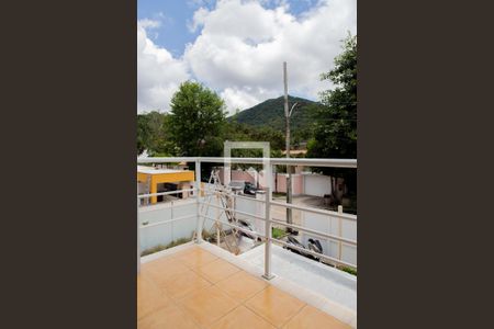 Casa de condomínio à venda com 240m², 4 quartos e 2 vagas Casa de condomínio à venda com 240m², 4 quartos e 2 vagasVaranda da suíte 4