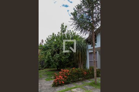 Casa de condomínio à venda com 240m², 4 quartos e 2 vagas Casa de condomínio à venda com 240m², 4 quartos e 2 vagasJardim