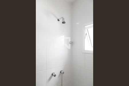 Casa de condomínio à venda com 240m², 4 quartos e 2 vagas Casa de condomínio à venda com 240m², 4 quartos e 2 vagasBanheiro da suíte 1 e 2