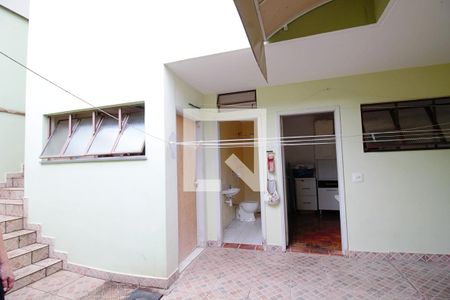 Casa à venda com 400m², 5 quartos e 2 vagas Casa à venda com 400m², 5 quartos e 2 vagasÁrea de Serviço