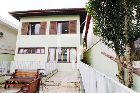 Casa à venda com 400m², 5 quartos e 2 vagas Casa à venda com 400m², 5 quartos e 2 vagasVaranda da Frente