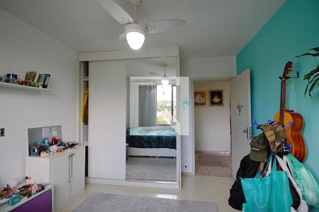 Casa à venda com 400m², 5 quartos e 2 vagas Casa à venda com 400m², 5 quartos e 2 vagasQuarto 4