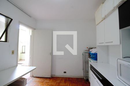 Casa à venda com 400m², 5 quartos e 2 vagas Casa à venda com 400m², 5 quartos e 2 vagasQuarto de Serviço