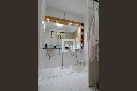 Casa à venda com 400m², 5 quartos e 2 vagas Casa à venda com 400m², 5 quartos e 2 vagasBanheiro da Suíte 1