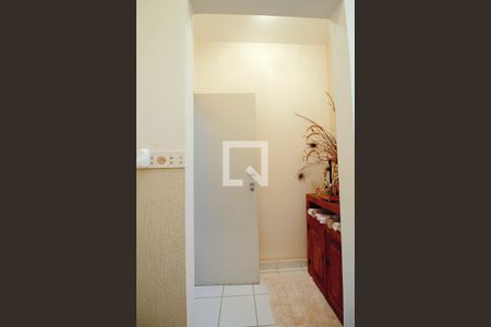 Casa à venda com 400m², 5 quartos e 2 vagas Casa à venda com 400m², 5 quartos e 2 vagasLavabo