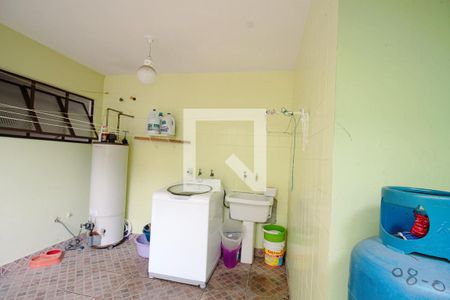 Casa à venda com 400m², 5 quartos e 2 vagas Casa à venda com 400m², 5 quartos e 2 vagasÁrea de Serviço