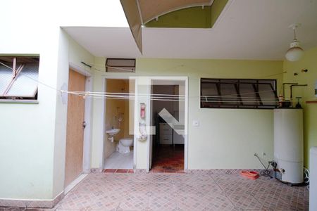 Casa à venda com 400m², 5 quartos e 2 vagas Casa à venda com 400m², 5 quartos e 2 vagasÁrea de Serviço