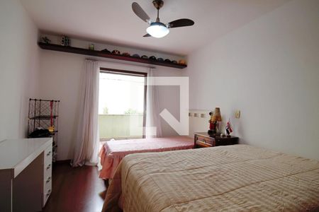 Casa à venda com 400m², 5 quartos e 2 vagas Casa à venda com 400m², 5 quartos e 2 vagasSuíte 2