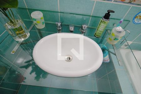 Casa à venda com 400m², 5 quartos e 2 vagas Casa à venda com 400m², 5 quartos e 2 vagasBanheiro Social