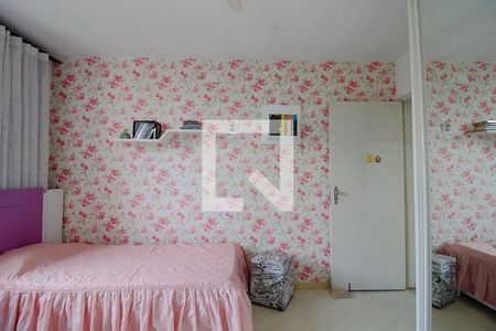 Casa à venda com 400m², 5 quartos e 2 vagas Casa à venda com 400m², 5 quartos e 2 vagasQuarto 3