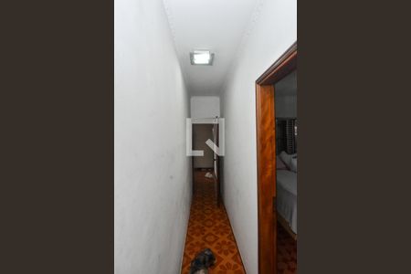 Casa à venda com 150m², 3 quartos e 2 vagasCorredor