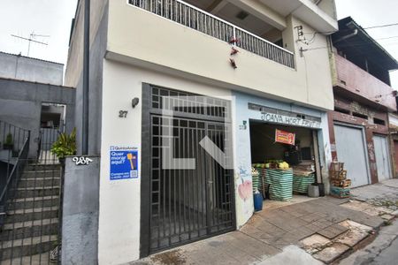 Casa à venda com 150m², 3 quartos e 2 vagasFachada