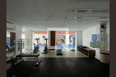 Apartamento à venda com 165m², 3 quartos e 2 vagas Apartamento à venda com 165m², 3 quartos e 2 vagasÁrea comum - academia