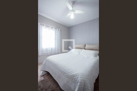 Casa à venda com 176m², 4 quartos e 2 vagas Casa à venda com 176m², 4 quartos e 2 vagasquarto 2