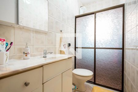 Casa à venda com 176m², 4 quartos e 2 vagas Casa à venda com 176m², 4 quartos e 2 vagasBanheiro