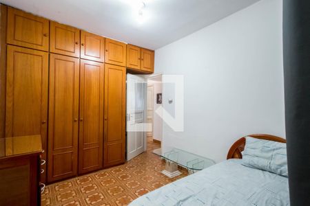 Casa à venda com 176m², 4 quartos e 2 vagas Casa à venda com 176m², 4 quartos e 2 vagasQuarto 2 casa 2