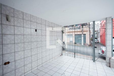 Casa à venda com 176m², 4 quartos e 2 vagas Casa à venda com 176m², 4 quartos e 2 vagasQuintal