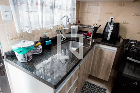 Casa à venda com 176m², 4 quartos e 2 vagas Casa à venda com 176m², 4 quartos e 2 vagasCozinha