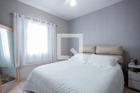 Casa à venda com 176m², 4 quartos e 2 vagas Casa à venda com 176m², 4 quartos e 2 vagasquarto 2