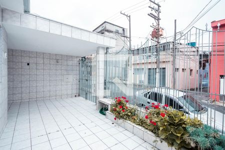 Casa à venda com 176m², 4 quartos e 2 vagas Casa à venda com 176m², 4 quartos e 2 vagasQuintal