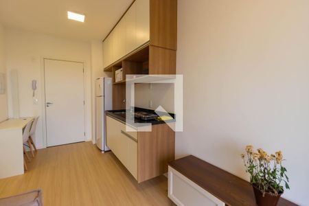 Sala e Cozinha de apartamento para alugar com 1 quarto, 32m² em Butantã, São Paulo