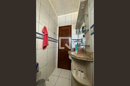 Casa à venda com 400m², 3 quartos e 2 vagasBanheiro social