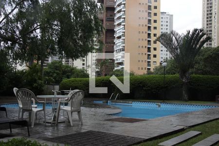 Apartamento para alugar com 290m², 4 quartos e 3 vagasÁrea comum - Piscina