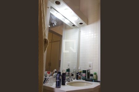 Apartamento para alugar com 290m², 4 quartos e 3 vagasBanheiro 3 detalhe