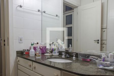 Apartamento para alugar com 290m², 4 quartos e 3 vagasBanheiro da Suíte