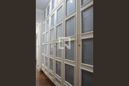 Apartamento para alugar com 290m², 4 quartos e 3 vagasCloset da suíte